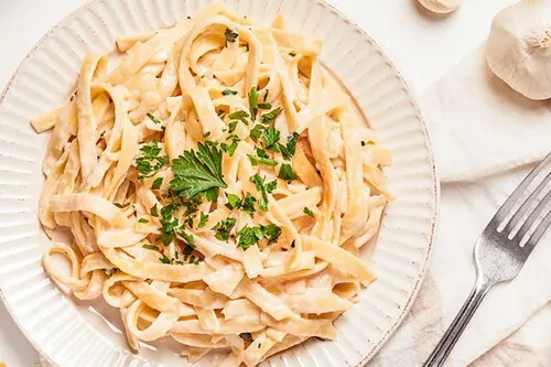 Fettuccine Alfredo